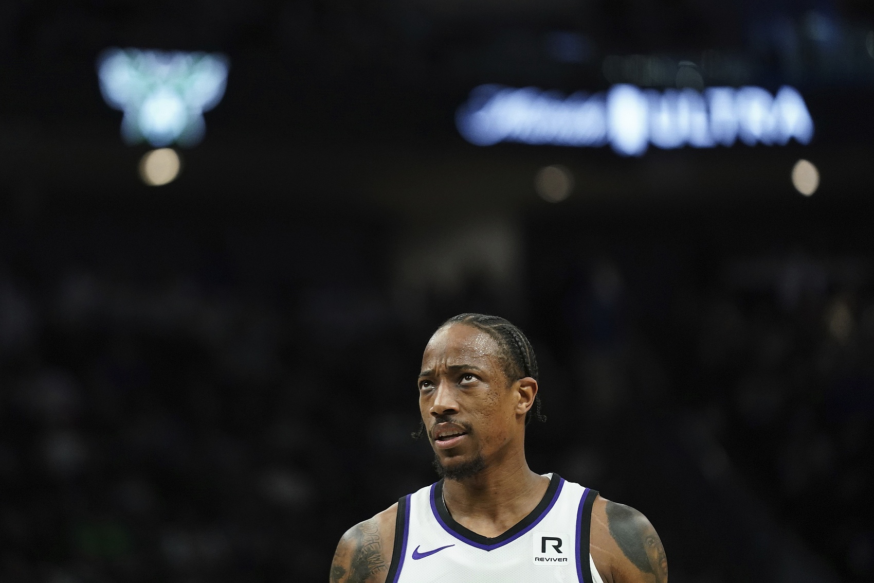 德羅贊：球隊(duì)所剩機(jī)會(huì)不多 我們不想讓自己陷入深淵中