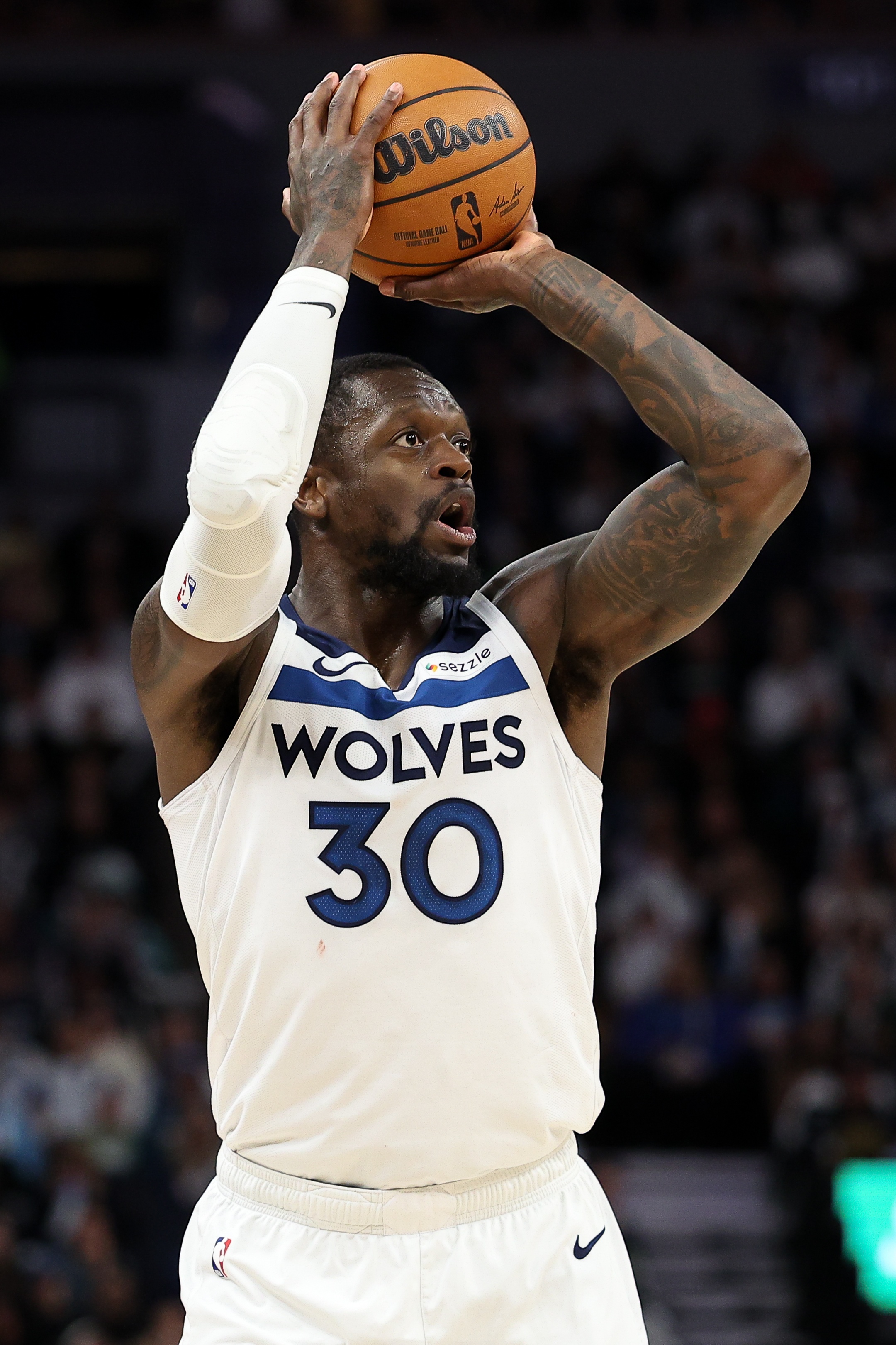 名記：森林狼今夏基本沒有靈活性 蘭德爾預(yù)計執(zhí)行3100萬球員選項(xiàng)