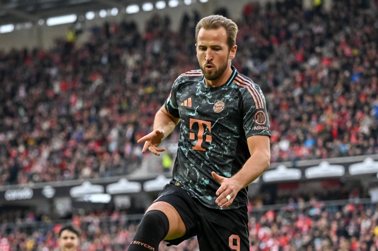 前曼聯(lián)球探：凱恩想回英超破希勒紀錄，曼聯(lián)關注他但利物浦領跑