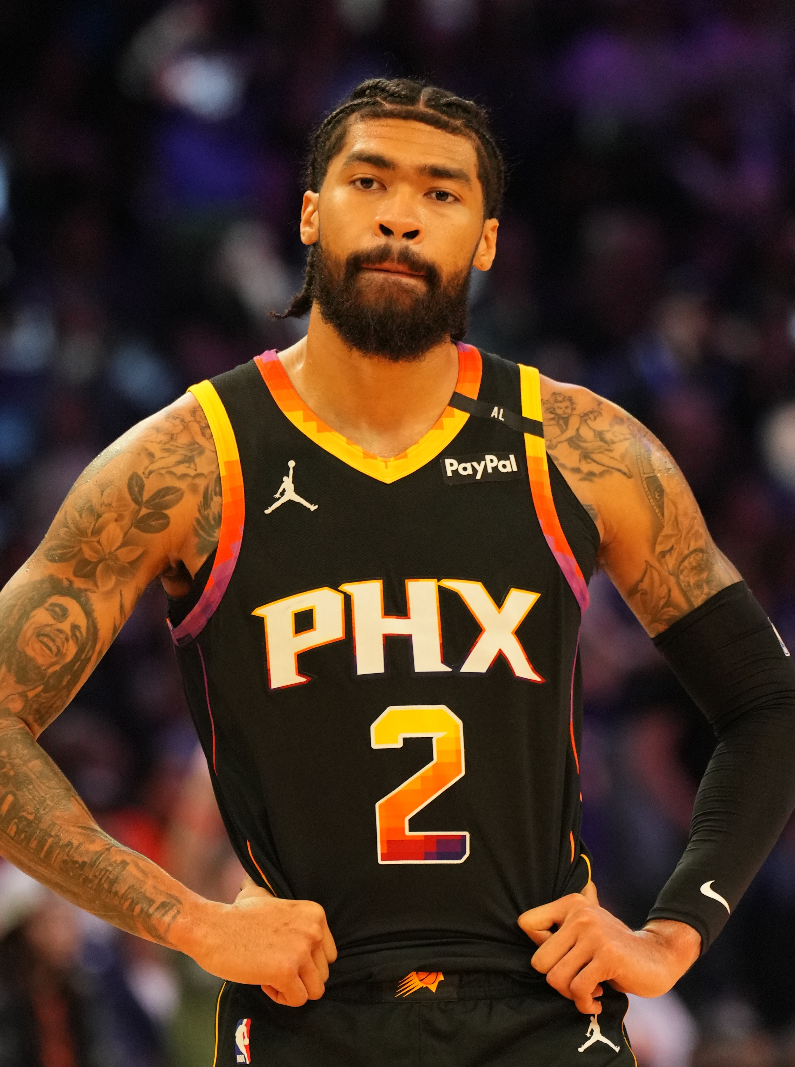 布登：理查茲陷入了犯規(guī)麻煩 我們得從他身上得到更多貢獻