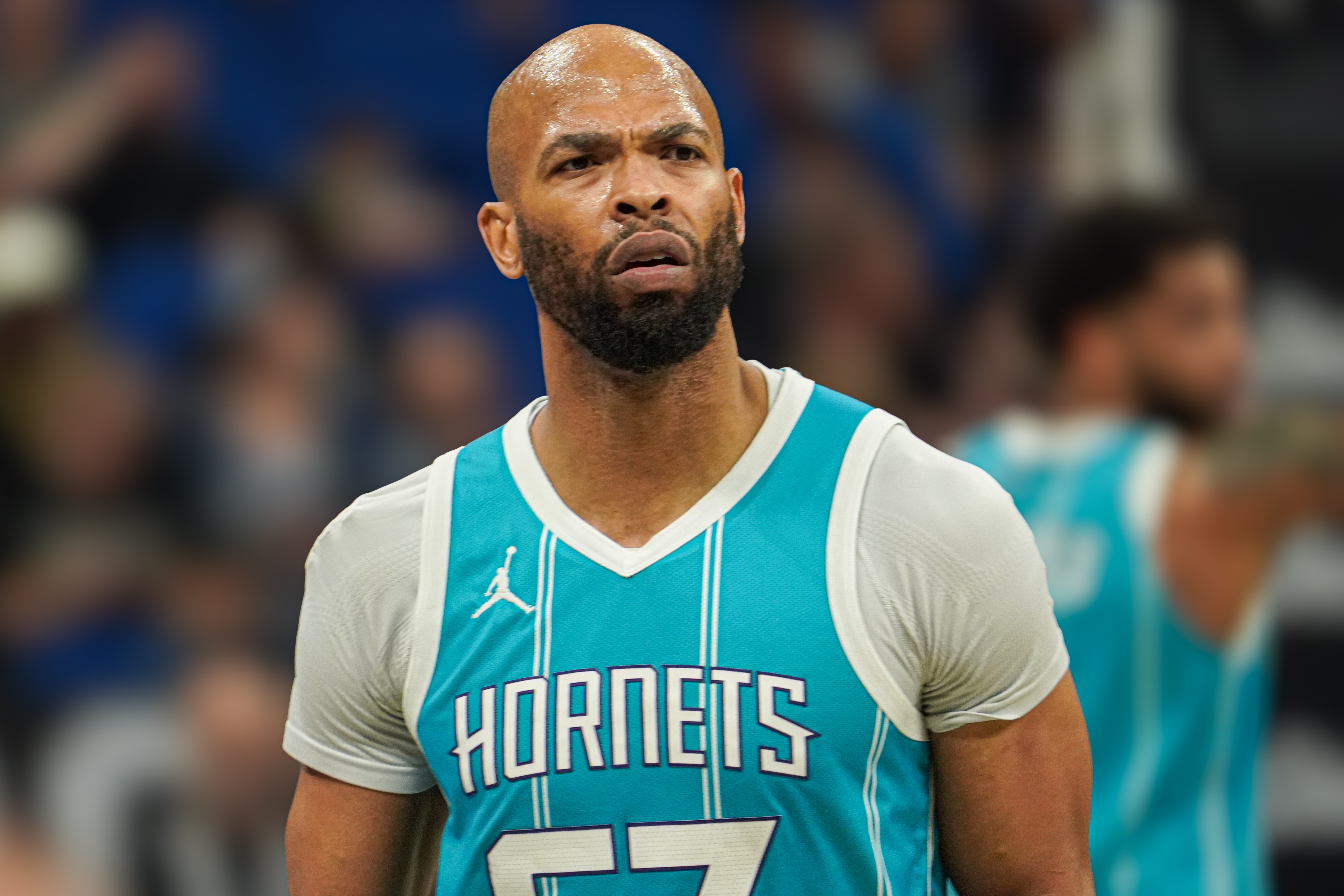 家有一老！39歲老將泰-吉布森出戰(zhàn)14分鐘獻(xiàn)上4分3蓋帽