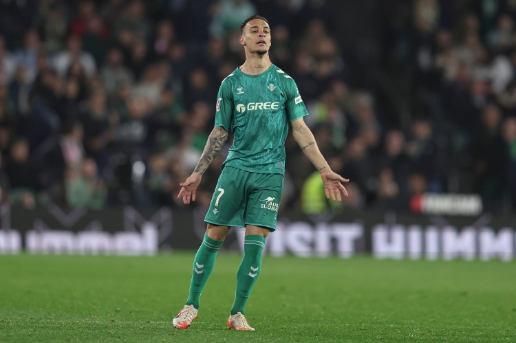 對(duì)塞維！馬卡：安東尼效力曼聯(lián)時(shí)曾被對(duì)手逆轉(zhuǎn)，本場(chǎng)是復(fù)仇良機(jī)