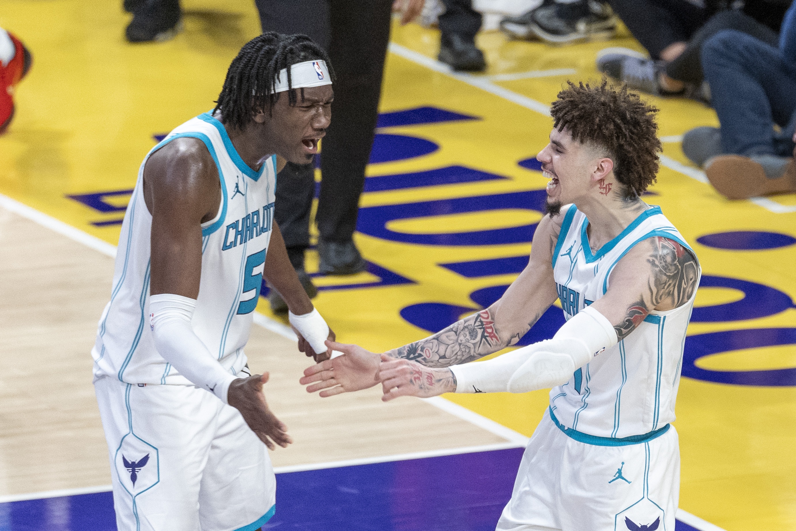 關(guān)鍵戰(zhàn)！如果黃蜂今日輸給熱火 則他們將正式無(wú)緣附加賽及季后賽