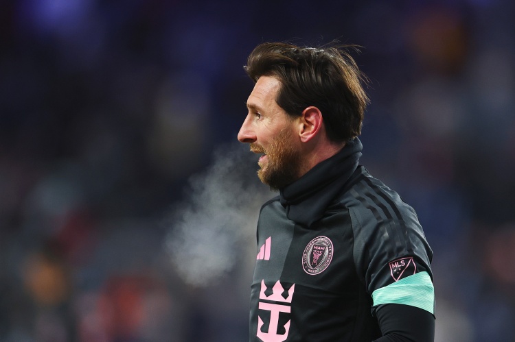 精妙！梅西再現(xiàn)精彩直塞，讓你想起踢荷蘭那記神級(jí)助攻了嗎？