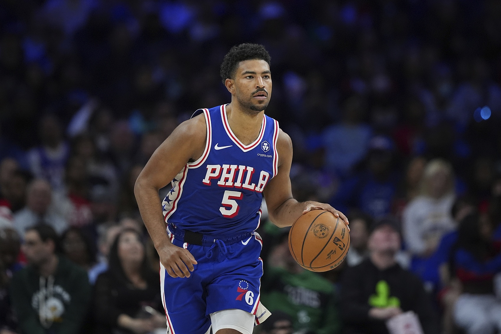 打得很努力！格萊姆斯12中6&三分6中3拿到16分7板5助2斷