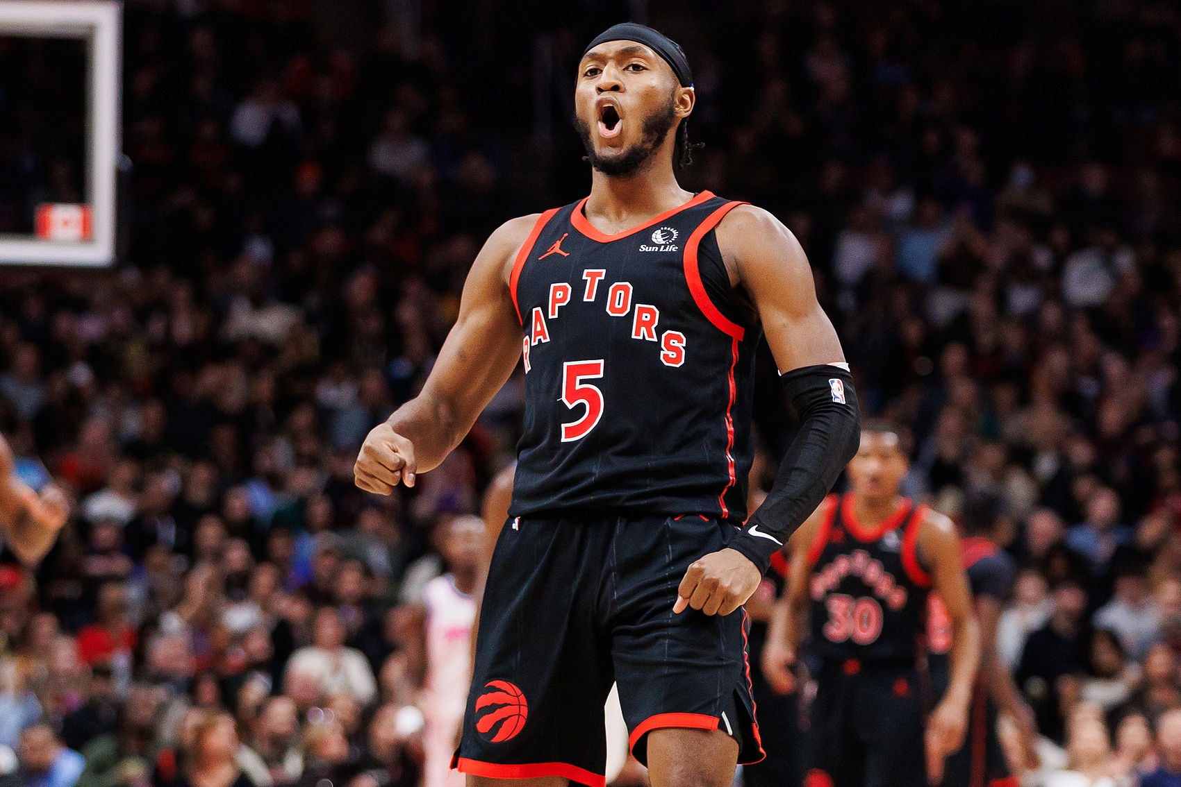 全面輸出！奎克利三分7中5砍下23分6板8助2斷1帽！正負值+29！