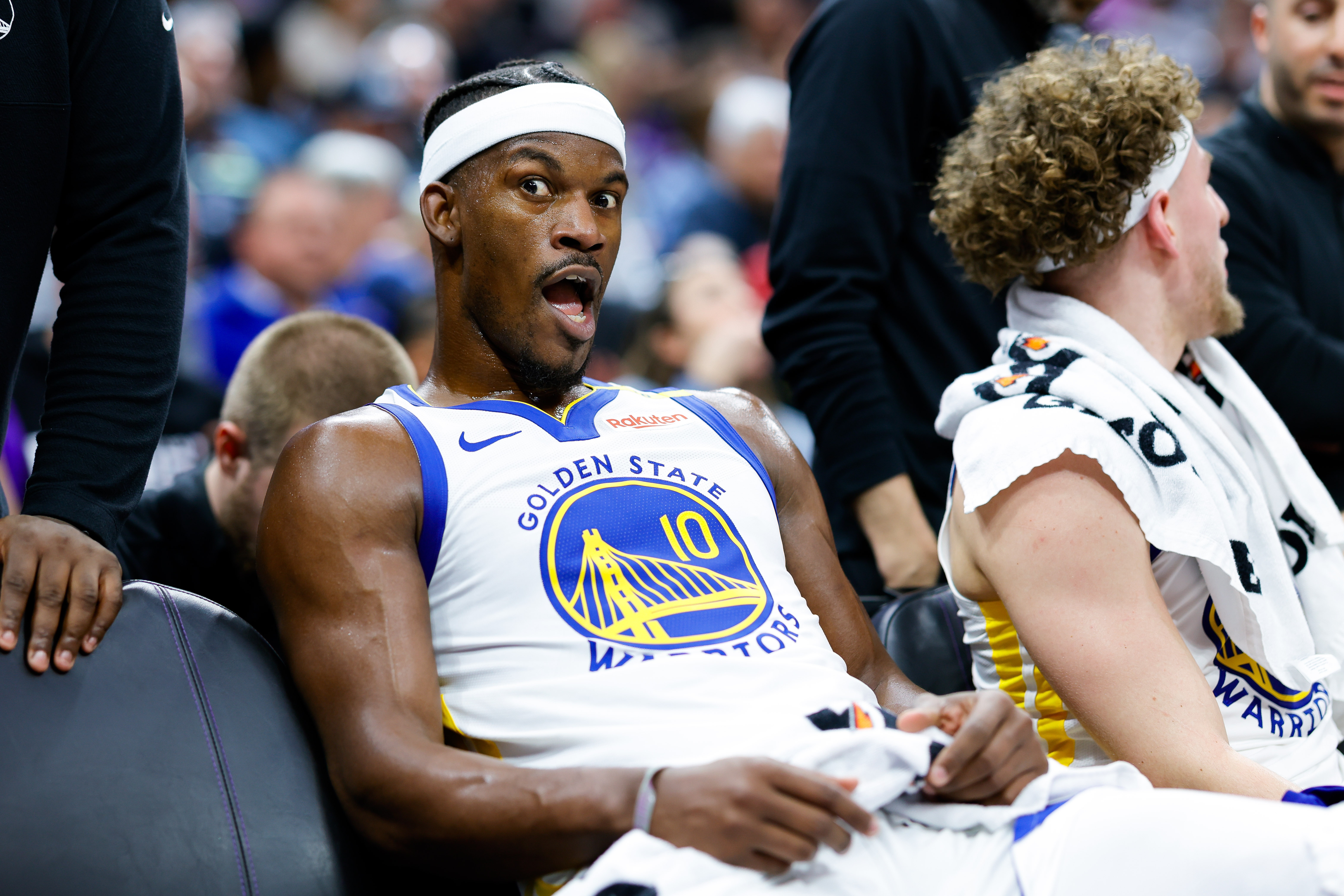 喜歡對(duì)抗！巴特勒勇士6場(chǎng)比賽場(chǎng)均命中8.2罰 超大帥隊(duì)史最多