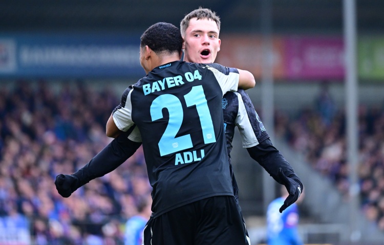 勒沃庫森總監(jiān)：裁判必須保護(hù)球員，許多人對維爾茨的動作很兇狠