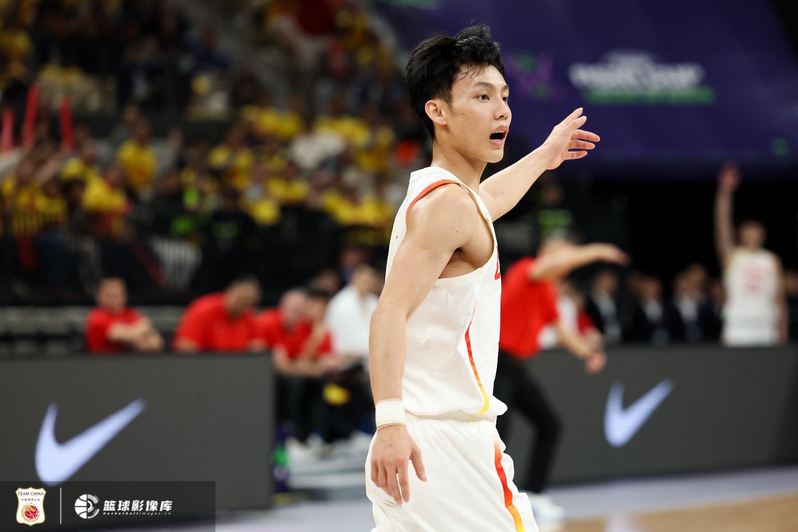 首發(fā)出戰(zhàn)不在狀態(tài)！徐杰全場3中0沒得分 拿到3板1助2斷另2失誤