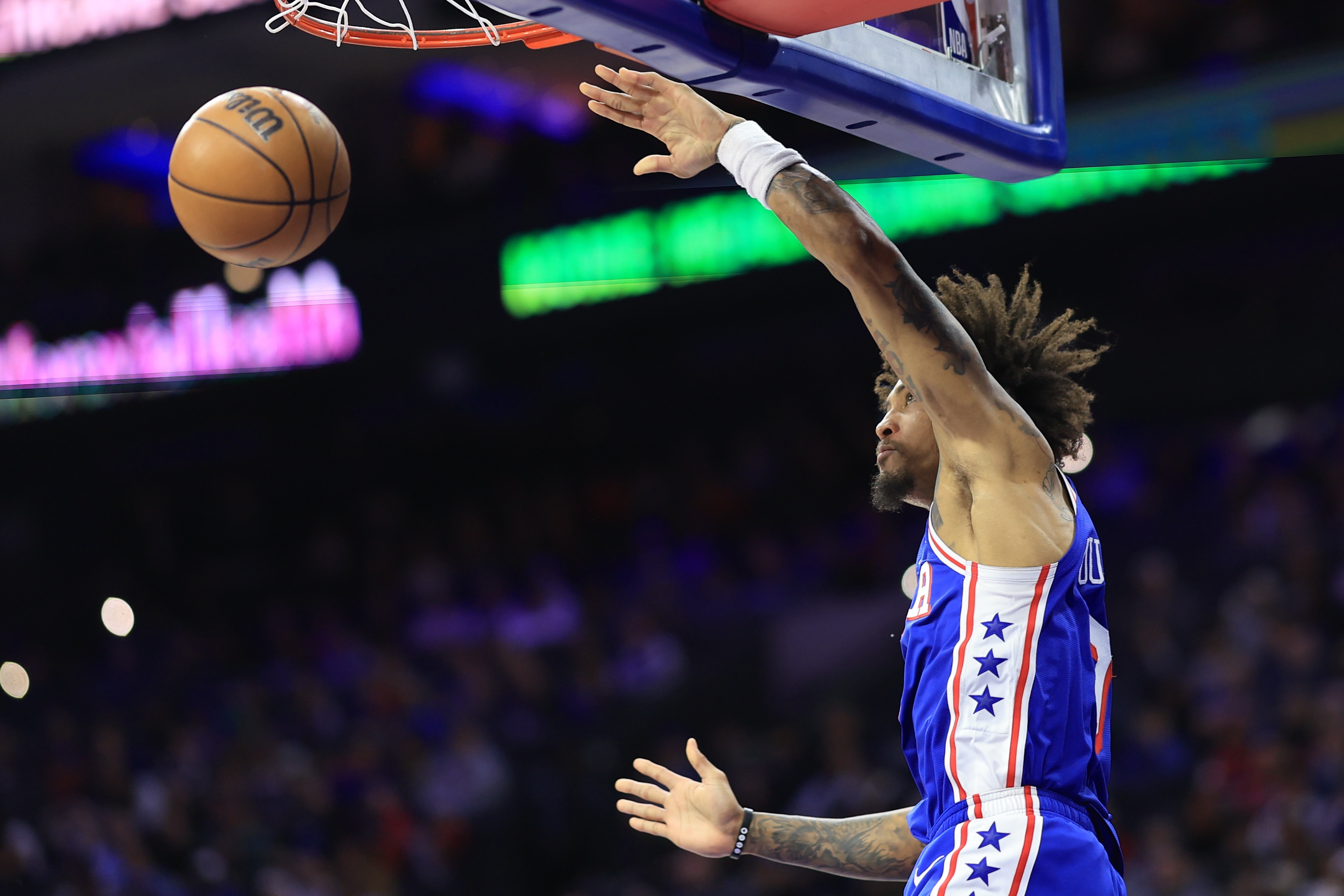 攪局者！烏布雷上半場8中4得到15分2板1帽 三分3中2