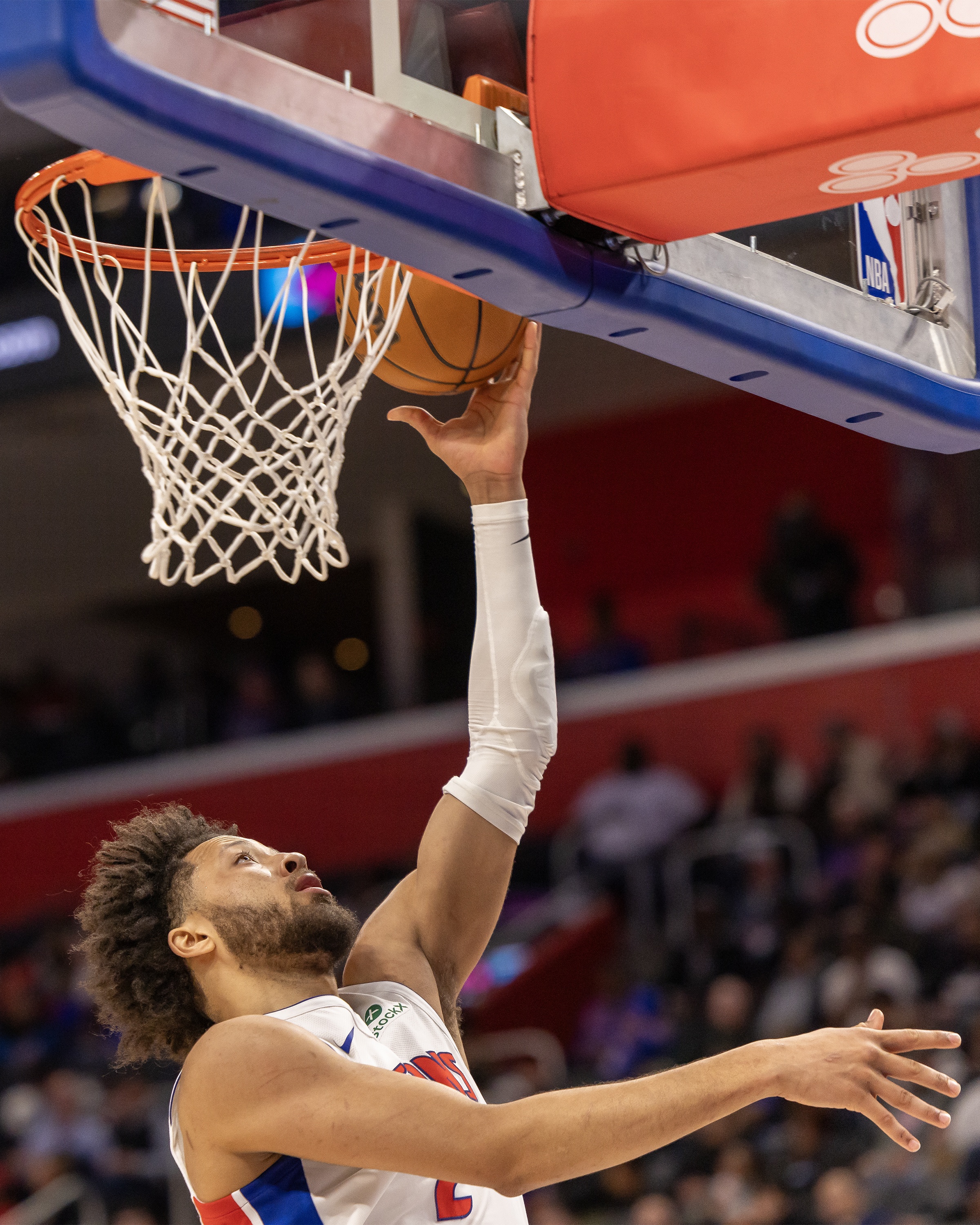 CC：想要贏得尊重還要繼續(xù)努力 不覺得我們?nèi)〉檬裁闯删土?> </a>
                            <div   id=