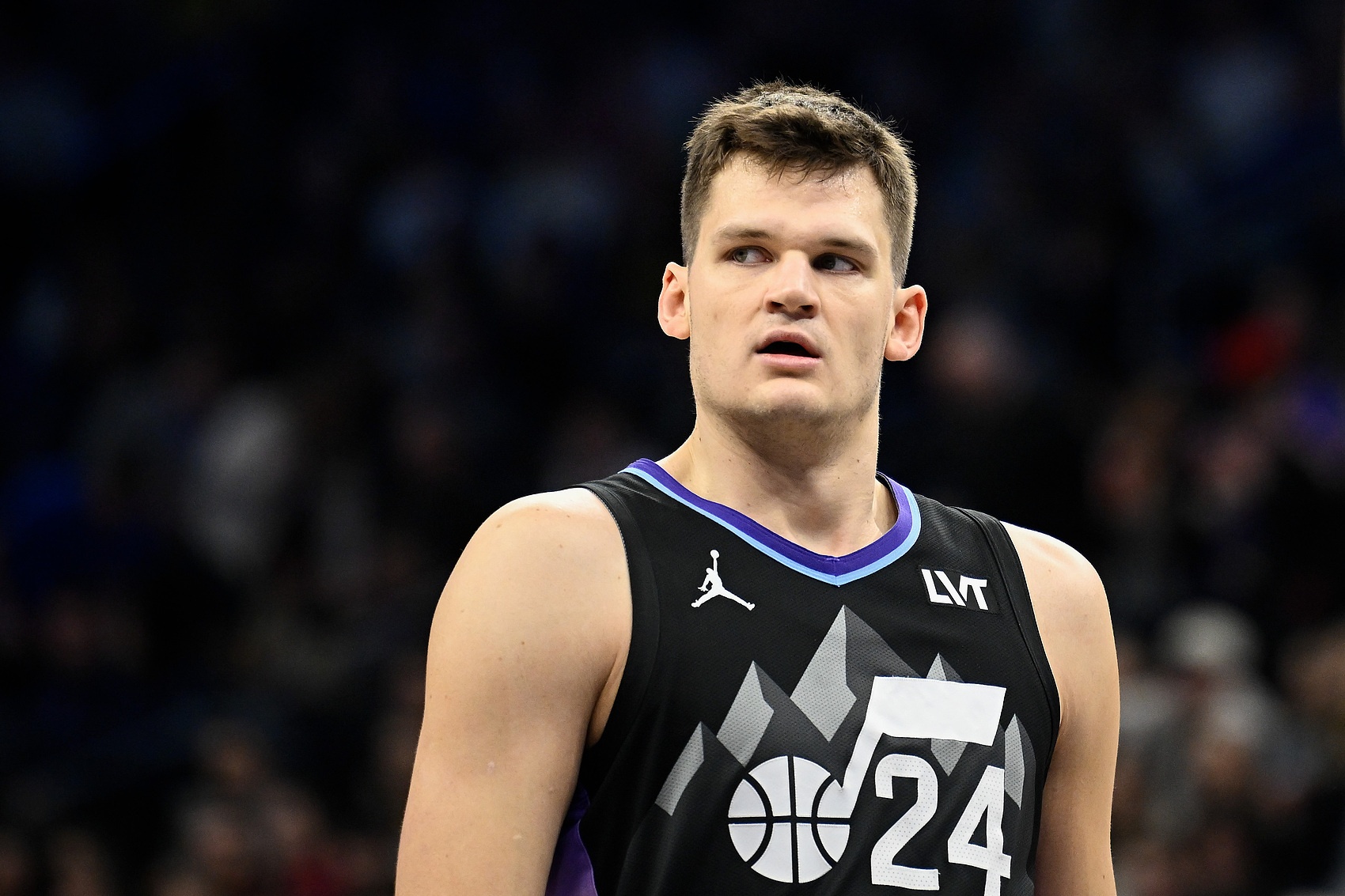 沒啥出手權(quán)！凱斯勒6中3得7分9板1助1斷2帽 正負值-23