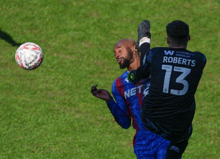 水晶宮主帥：馬特塔將佩戴頭盔上場(chǎng)比賽，類似當(dāng)年切赫那樣