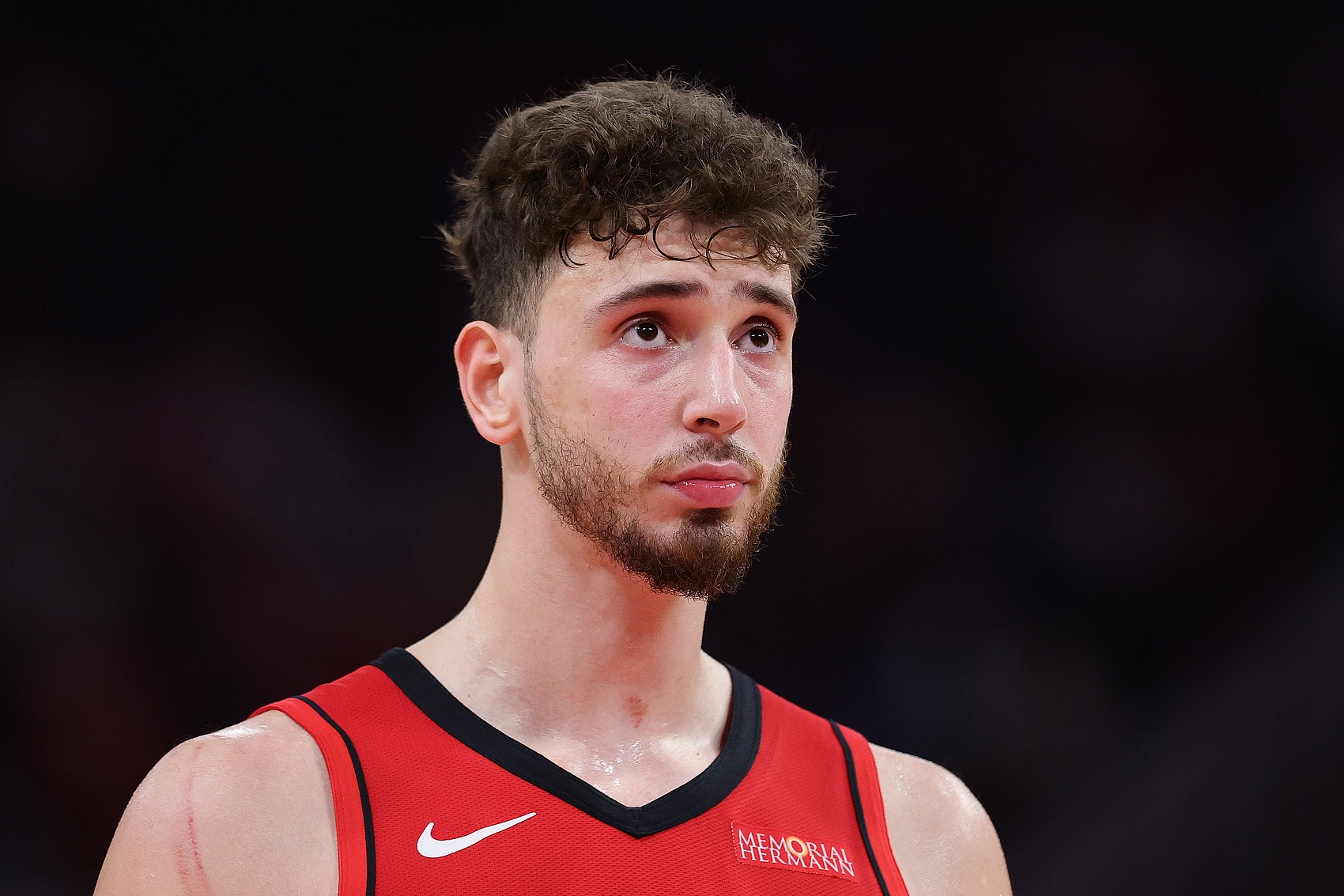 游刃有余！申京11中6拿到16分9板3助1斷1帽 正負(fù)值+30