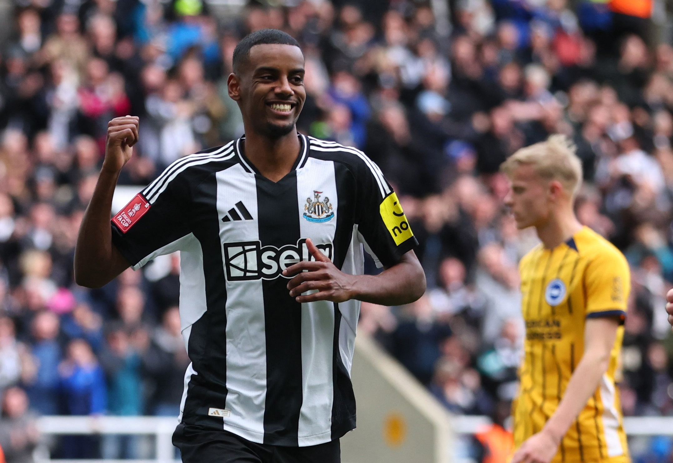 英媒：若阿森納未能簽下伊薩克&遭利物浦截胡 將會拉開爭冠的差距