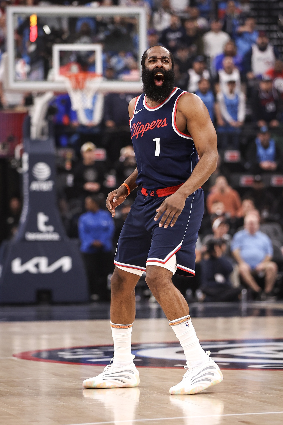 時光倒流！35歲哈登狂轟50+點燃洛城：老兵不死，只是悄然登峰