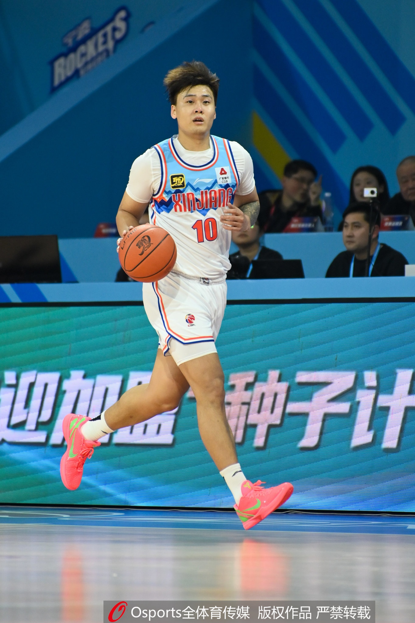 此前跟腱和膝蓋不適！趙探長：趙睿結(jié)束治療 即將歸隊