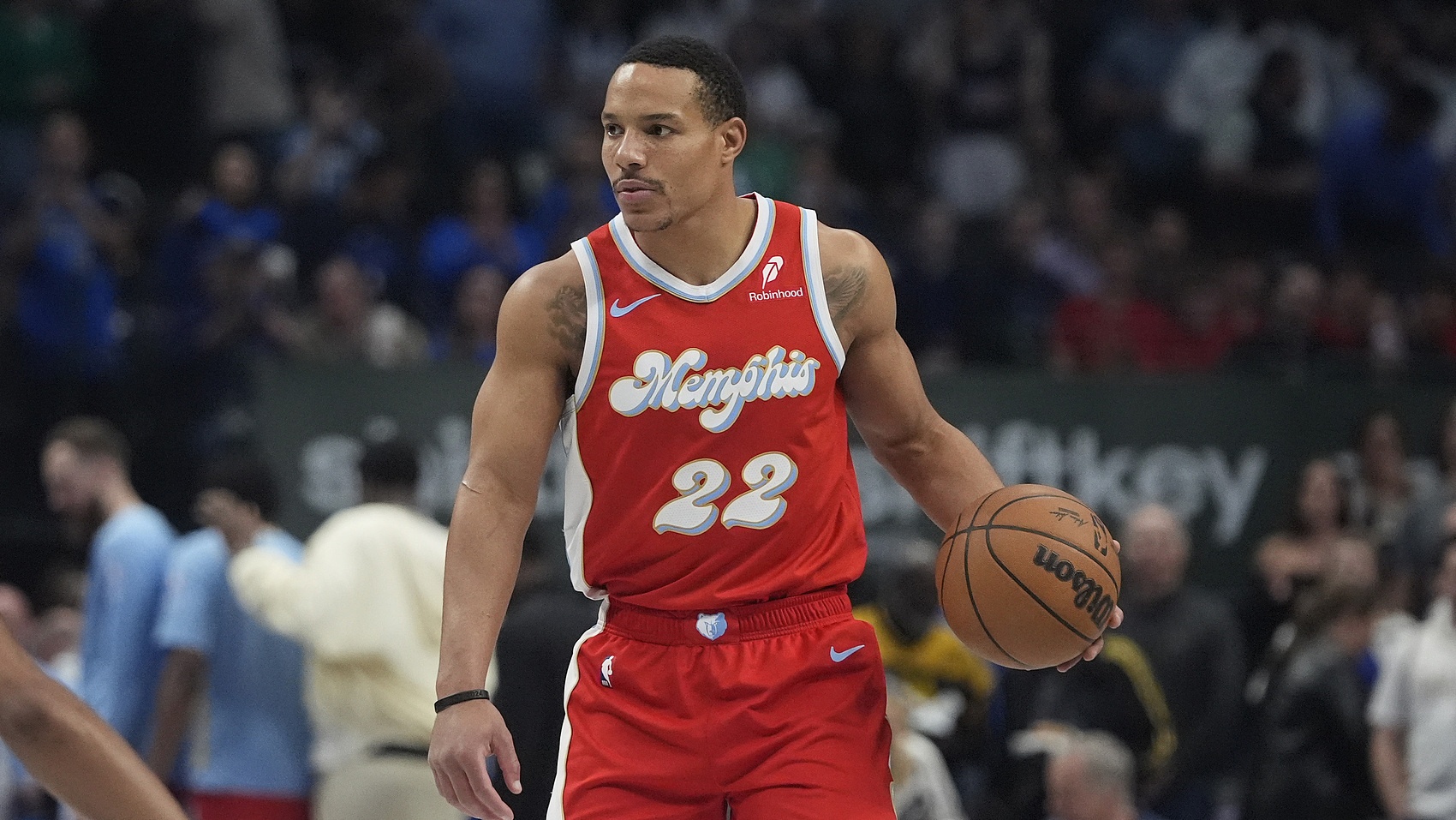 戰(zhàn)犯級表現(xiàn)！貝恩12投僅1中 得到3分2板6助3誤&正負值-30