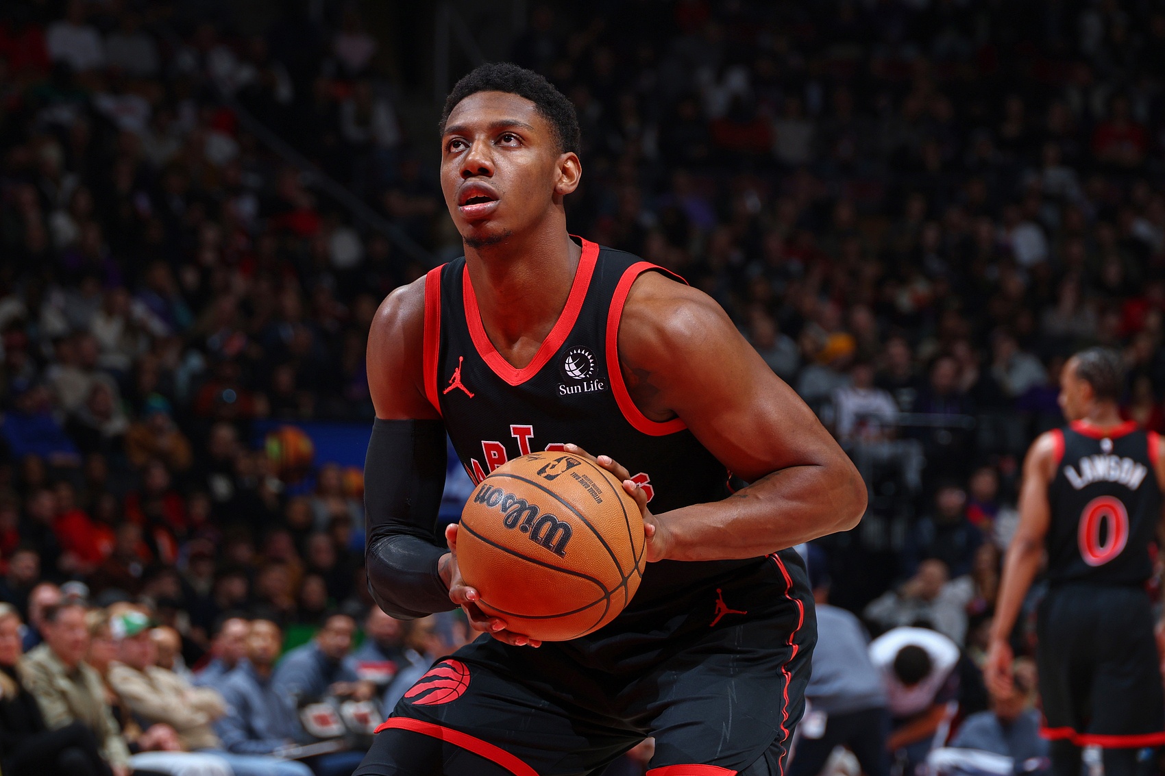 全面表現(xiàn)！巴雷特半場14中7&三分5中2砍19分4板5助 正負值+16