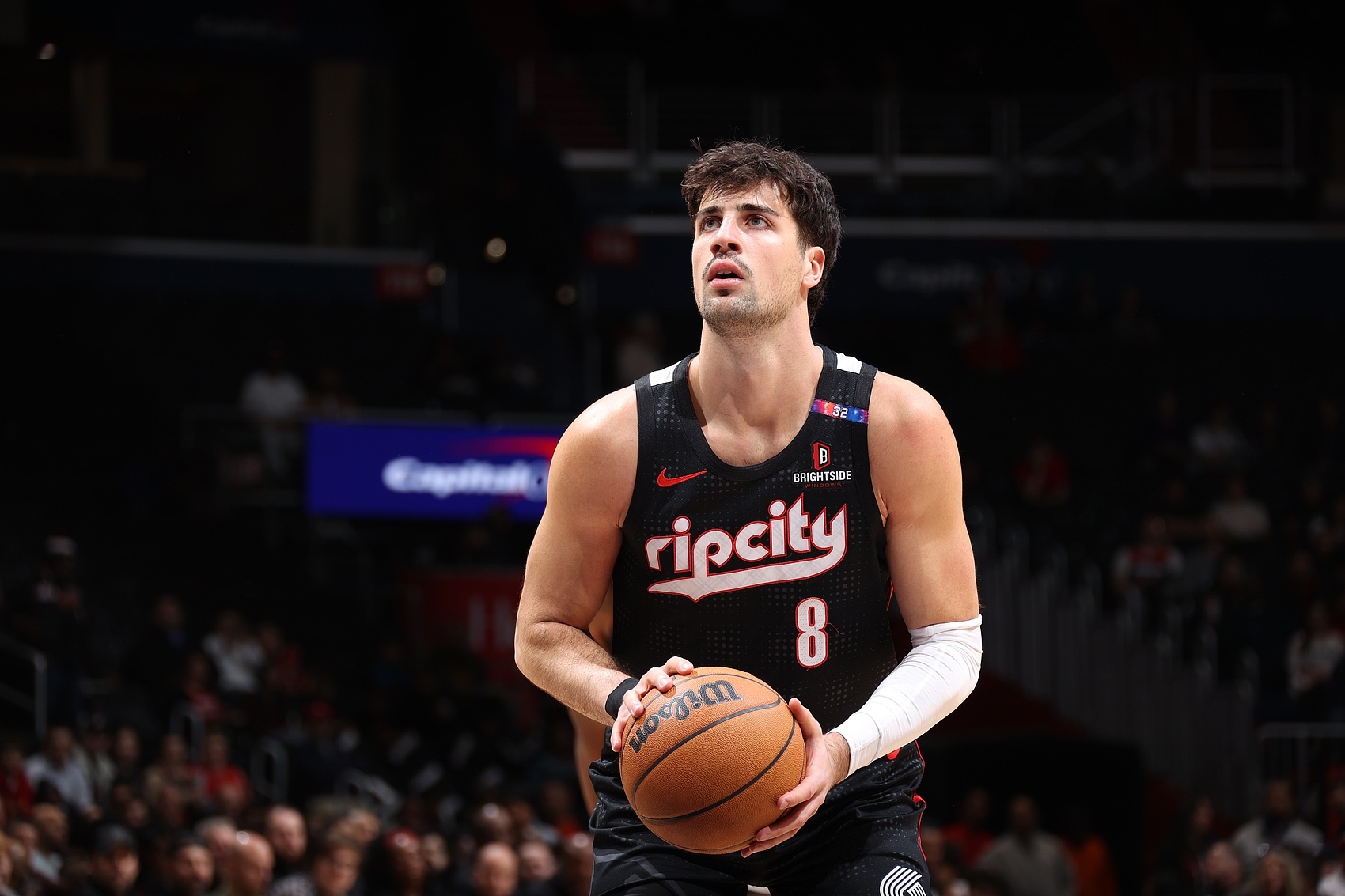 罰球還沒(méi)三分準(zhǔn)！阿夫迪亞半場(chǎng)三分2中2&罰球4中0拿10分5板3助