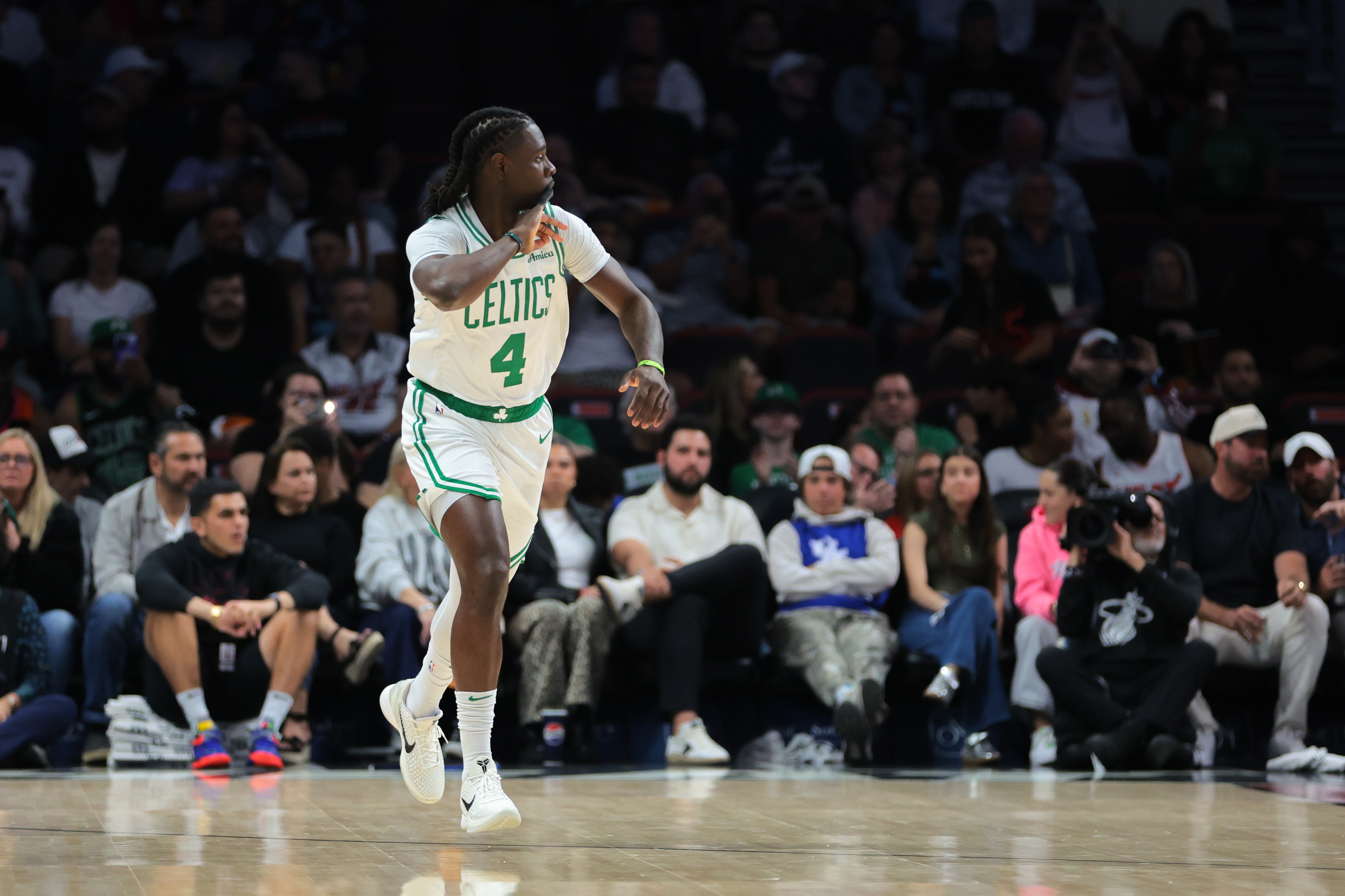 朱-霍勒迪：我努力保持侵略性 若我投籃命中 那其他隊友都能命中