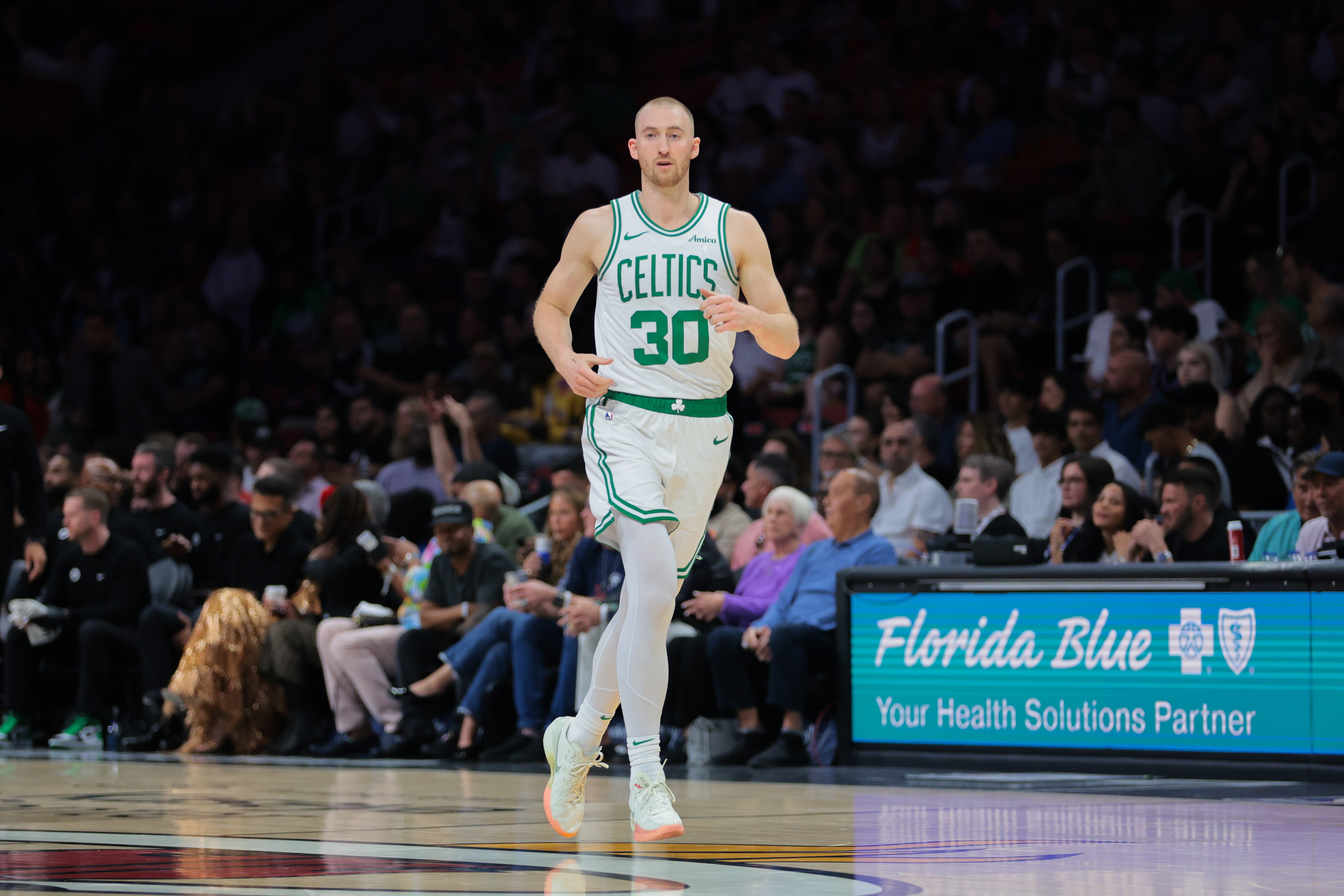 三分10中8！豪澤談保持狀態(tài)穩(wěn)定：就是要充滿自信