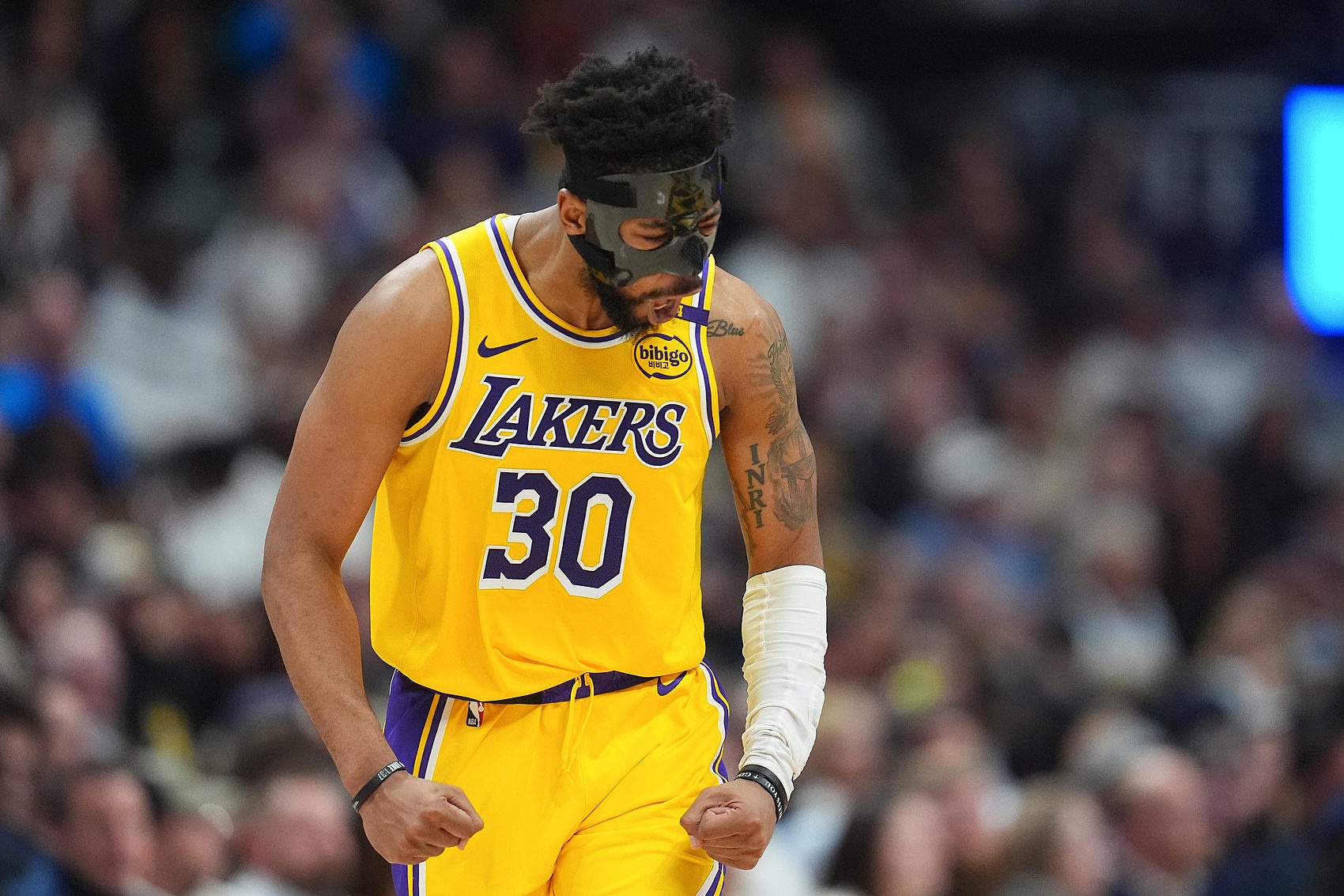 轉(zhuǎn)正后仍非常拼！古德溫4中3得8分2板2助 另有1搶斷2蓋帽