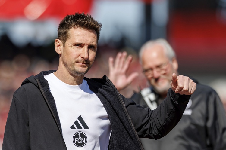 k神有能！克洛澤帶紐倫堡7輪5勝1平豪取16分，距升級區(qū)僅差4分