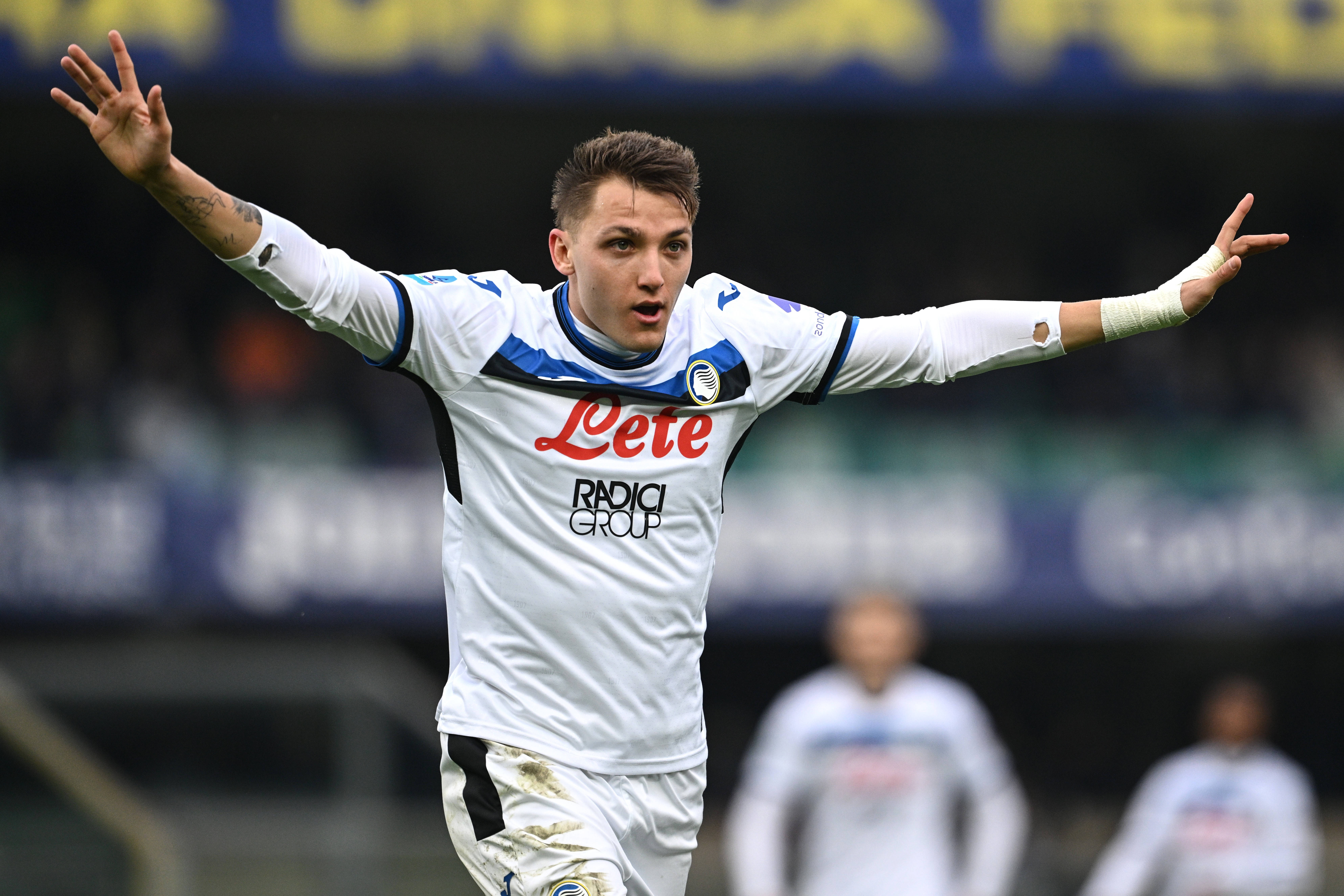 意甲場均1.18球！雷特吉左右腳+頭各至少5球是本賽季五大聯(lián)賽唯一