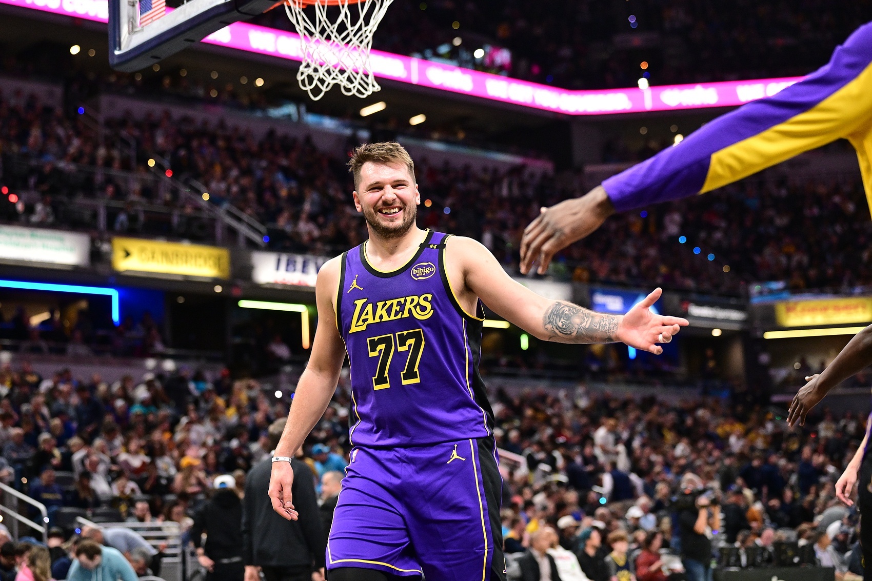 恢復(fù)了幾成功力？東契奇在湖人場均砍下27.6+8.5+7.8 命中率41.8%