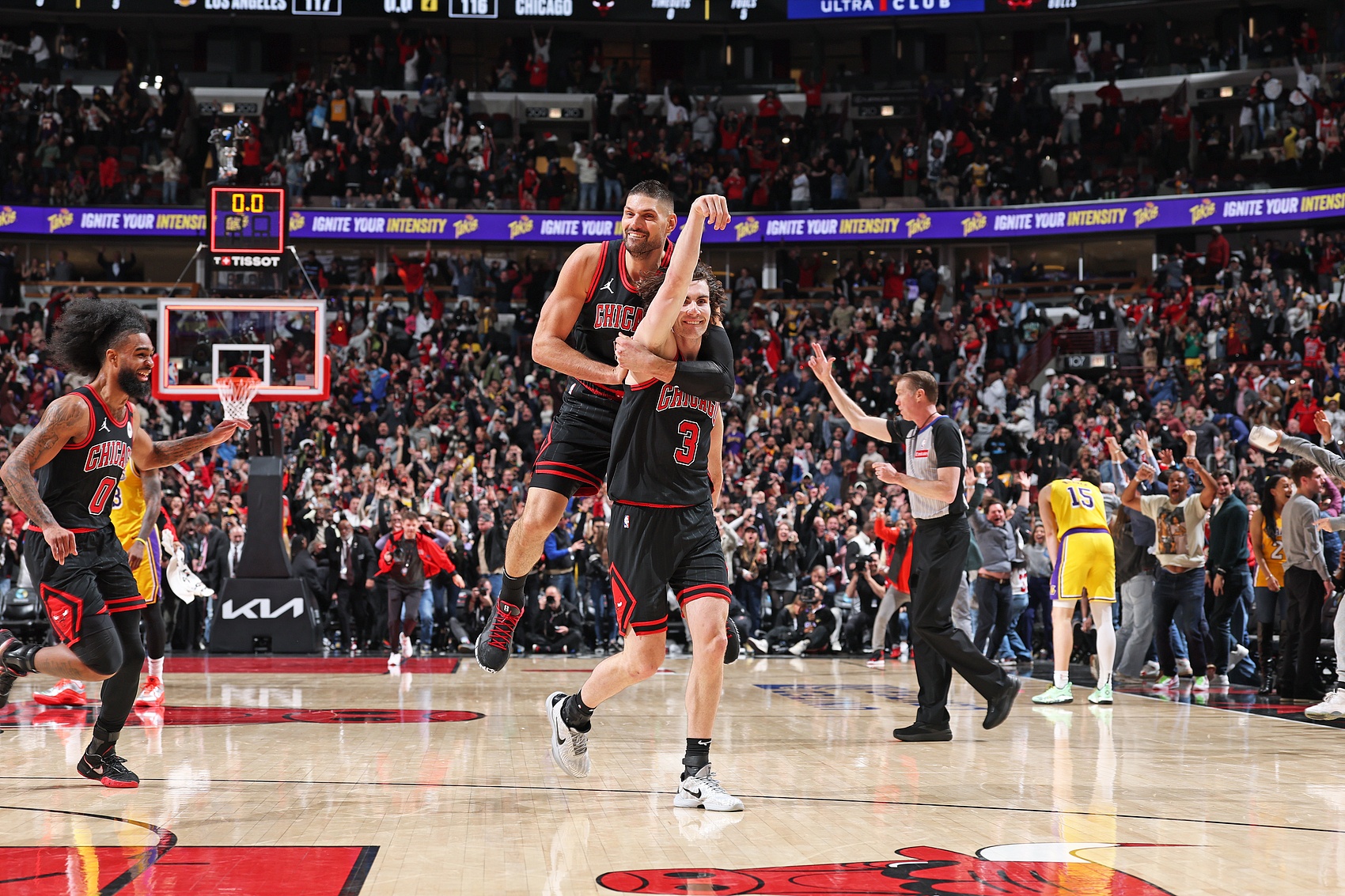 近11場(chǎng)9勝2負(fù)！基迪：我們已經(jīng)證明 我們可以與任何隊(duì)競(jìng)爭(zhēng)！