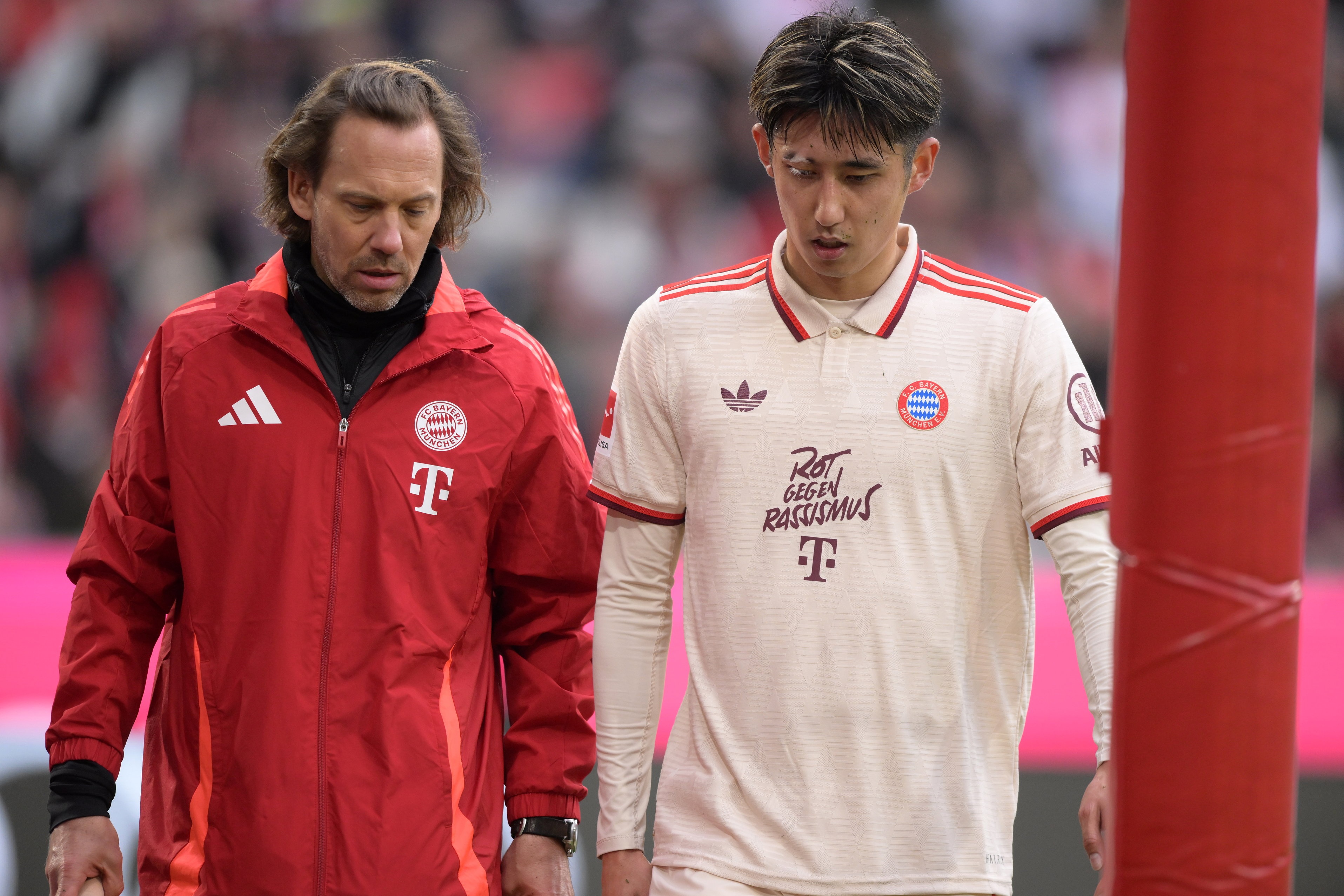 圖片報(bào)：伊藤洋輝賽季報(bào)銷，預(yù)計(jì)將因跖骨骨折休戰(zhàn)三個(gè)月