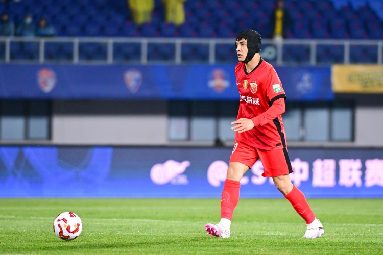 東體點評吾米提江表現：時隔223天歸來，2次搶斷7次解圍讓人欣喜